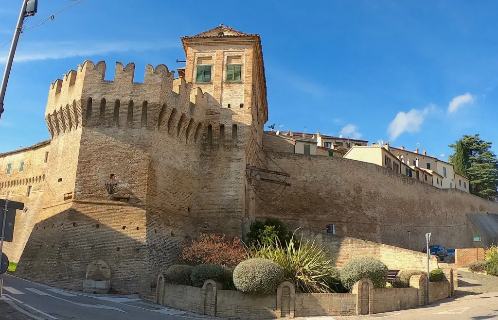 Corinaldo: Exploring the Heart of Ancona Province 13 A view of the walls of Corinaldo