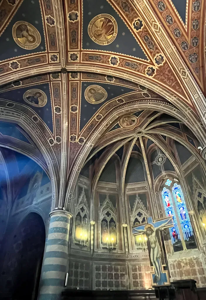 Ascoli: the City of a Hundred Towers 15 Inside view of Duomo