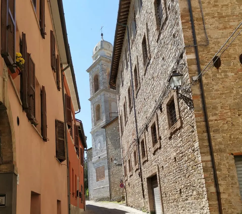 Cingoli: The Balcony of Le Marche 15 Street leading to main square